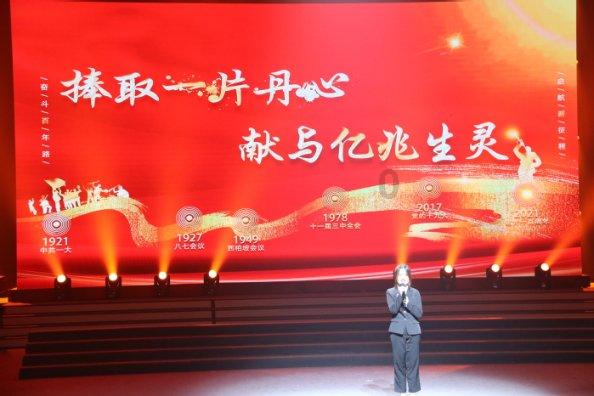 去有风的地方，求剧中谢总电脑壁纸：仙女姐姐？游戏画面