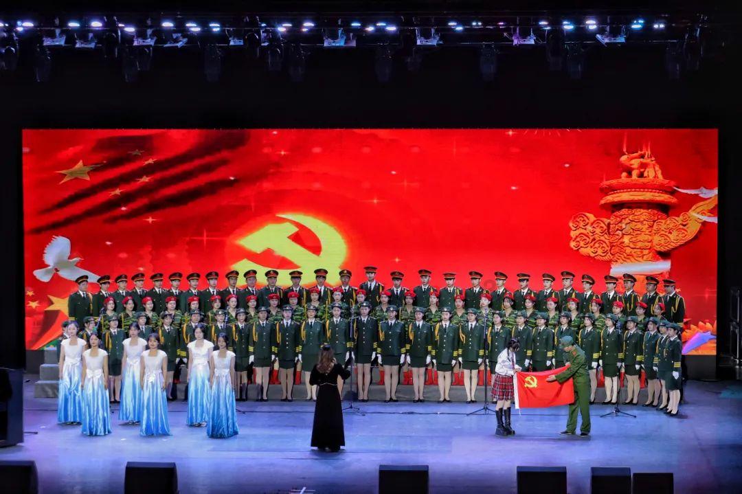 想去韩国旅行，想知道手机上需要下载哪种翻译软件游戏画面